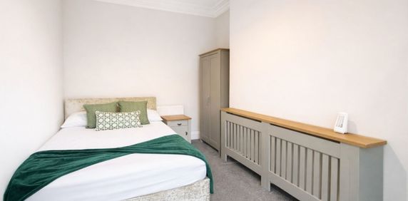 1 bed House Share - To Let - Photo 2