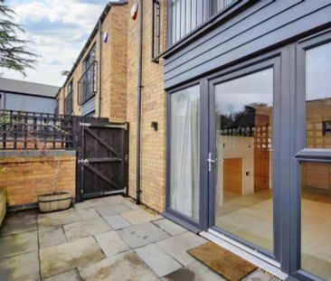 Clemency Mews, Beeston NG9 2WL - Photo 2