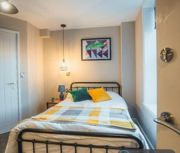 1 bedroom in a house share to rent - Photo 5