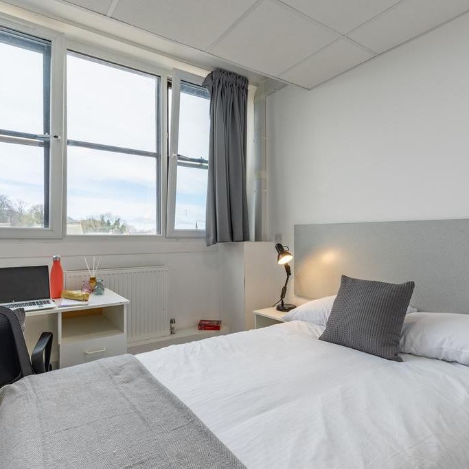 1 bedroom private hall to rent - Photo 1