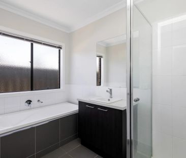 Quiet Cul-de-Sac Living with Modern Appeal - Photo 6