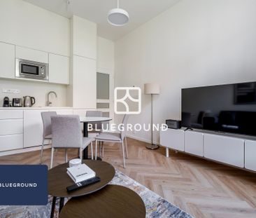 Apartment for rent, 2+kk - 1 bedroom, 41m - Photo 2