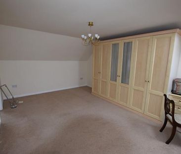 3 bedroom detached house to rent - Photo 6