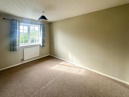3 bedroom terraced house to rent - Photo 2