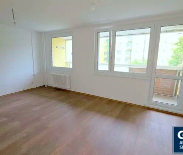 Zrekonstruovaný 1+kk, 33 m - Fotografie 1