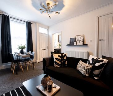 2 Bed Terraced House, Harold Walk, LS6 - Photo 1
