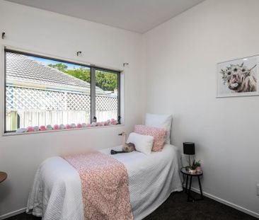 198A Helston Road, Paparangi - Photo 4