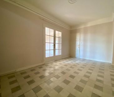 Location Appartement 3 pièces 84m² AVIGNON 84000 - Photo 2