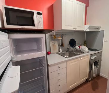 Location Appartement 2 pièces 33m² - Photo 4