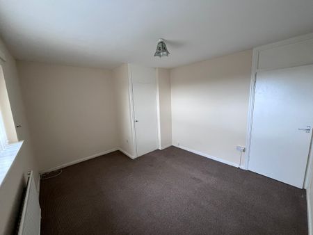 Robert Owen Gardens, Port Tennant, Swansea. SA1 8NR - Photo 2