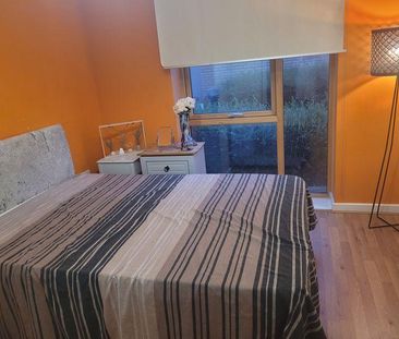 1 bedroom property to rent - Photo 3