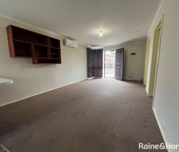 2/45 Staughton Street, Melton South, VIC 3338 - Photo 4