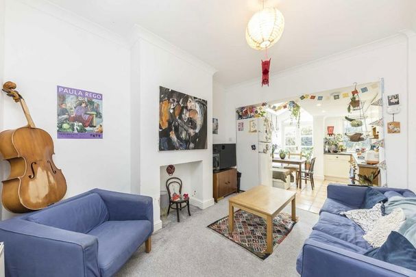 4 bedroom terraced house to rent - Photo 1