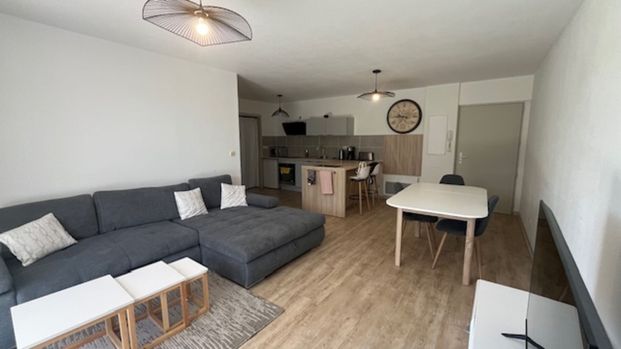 Location Appartement 3 pièces 63m² - Photo 1