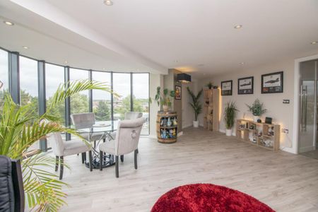 2 bedroom apartment to rent - Photo 4