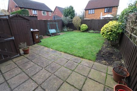 2 bedroom semi-detached house to rent - Photo 5