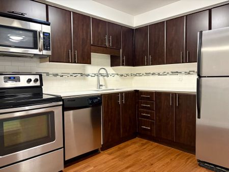 For Lease - 675 RICHMOND Street Unit# 504, London East, Ontario - Photo 5