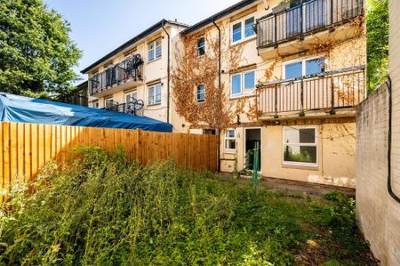 1 bedroom flat to rent - Photo 4