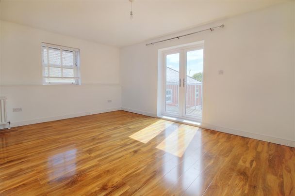 1 Bedroom Flat / Apartment to let - Photo 1