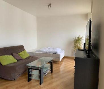 Location Appartement 1 pièce Meublé 35m² GRANVILLE 50400 - Photo 2