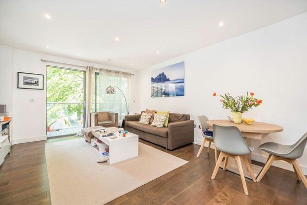 Paton Street, Clerkenwell, EC1V - Photo 1