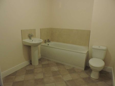 2 bedroom flat to rent - Photo 5