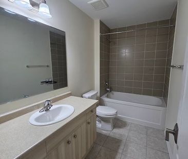 For Lease - 35 heron park Place Unit# 11, Toronto, Ontario - Photo 5