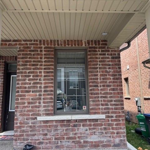 For Lease - 39 Divers Road, Brampton, Ontario - Photo 1