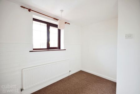 3 bedroom terraced house to rent - Photo 5