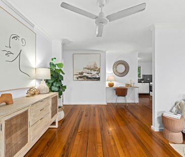 23 Lewana St, Mansfield QLD 4122 - House For Rent | Domain - Photo 3