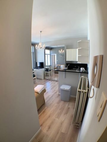 Appartement te huur - Photo 2
