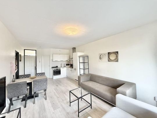 Appartement te huur: Kleiburg 306 1104 EA Amsterdam - Photo 1