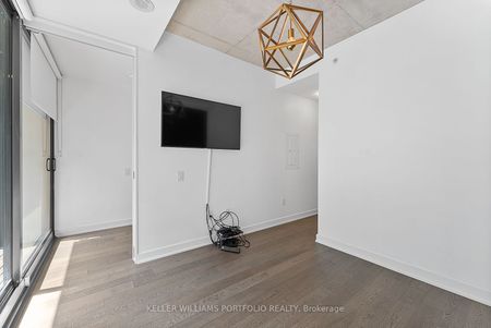 Thompson Residence Lofts 38 , #303 - Photo 4
