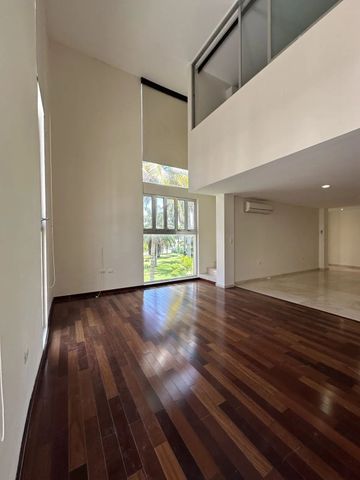 Renta Town House de 3 recámaras de super lujo en Montebello, Mérida Yucatá - Photo 3