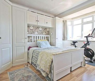 Franks Avenue, New Malden, KT3 - Photo 4