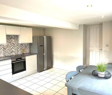 4 bedroom house to rent - Photo 2