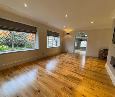 4 bedroom detached house to rent - Photo 3