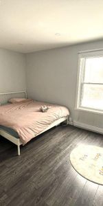 3 1/2 non meublé St-Henri 5mn marche métro - Photo 4