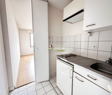 Location Appartement 1 pièce 25m² - Photo 6