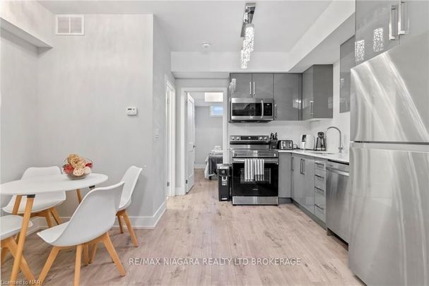 For Lease - 6065 Mcleod Road Unit# 115, Niagara Falls, Ontario - Photo 1