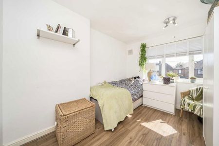3 bedroom terraced house to rent - Photo 2