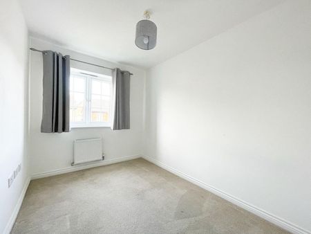 3 bedroom House To Let - Photo 2