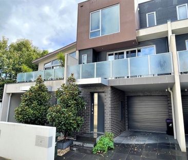 Clifton Hill - Photo 5