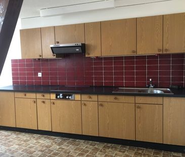 Charmante 3,5-Zimmer-Dachwohnung an zentraler Lage - Foto 4