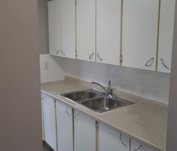 apartments at 1 Humber Court - Photo 6