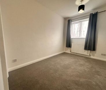 2 bedroom maisonette to rent - Photo 2