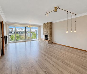 Appartement te huur in Antwerpen met 3 slaapkamers - Photo 3
