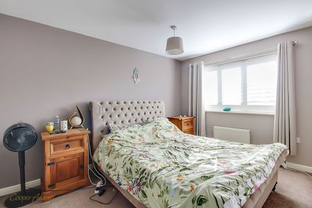 3 bed end of terrace house to rent in Linnet Close, Wick, BN17 - Photo 5