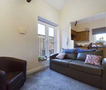 1 bedroom flat to rent - Photo 1