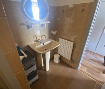 Location Appartement 2 pièces 47m² AJACCIO 20000 - Photo 5